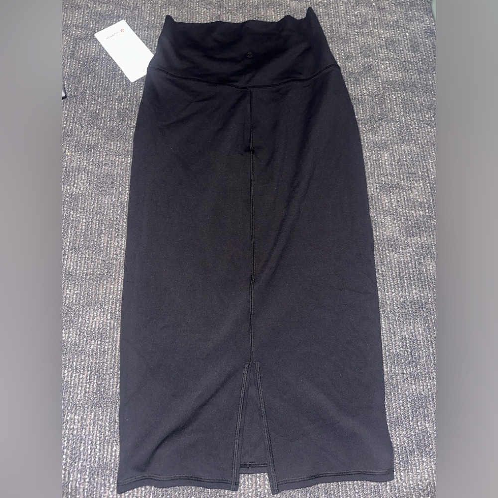 Black nulu slim fit high rise skirt